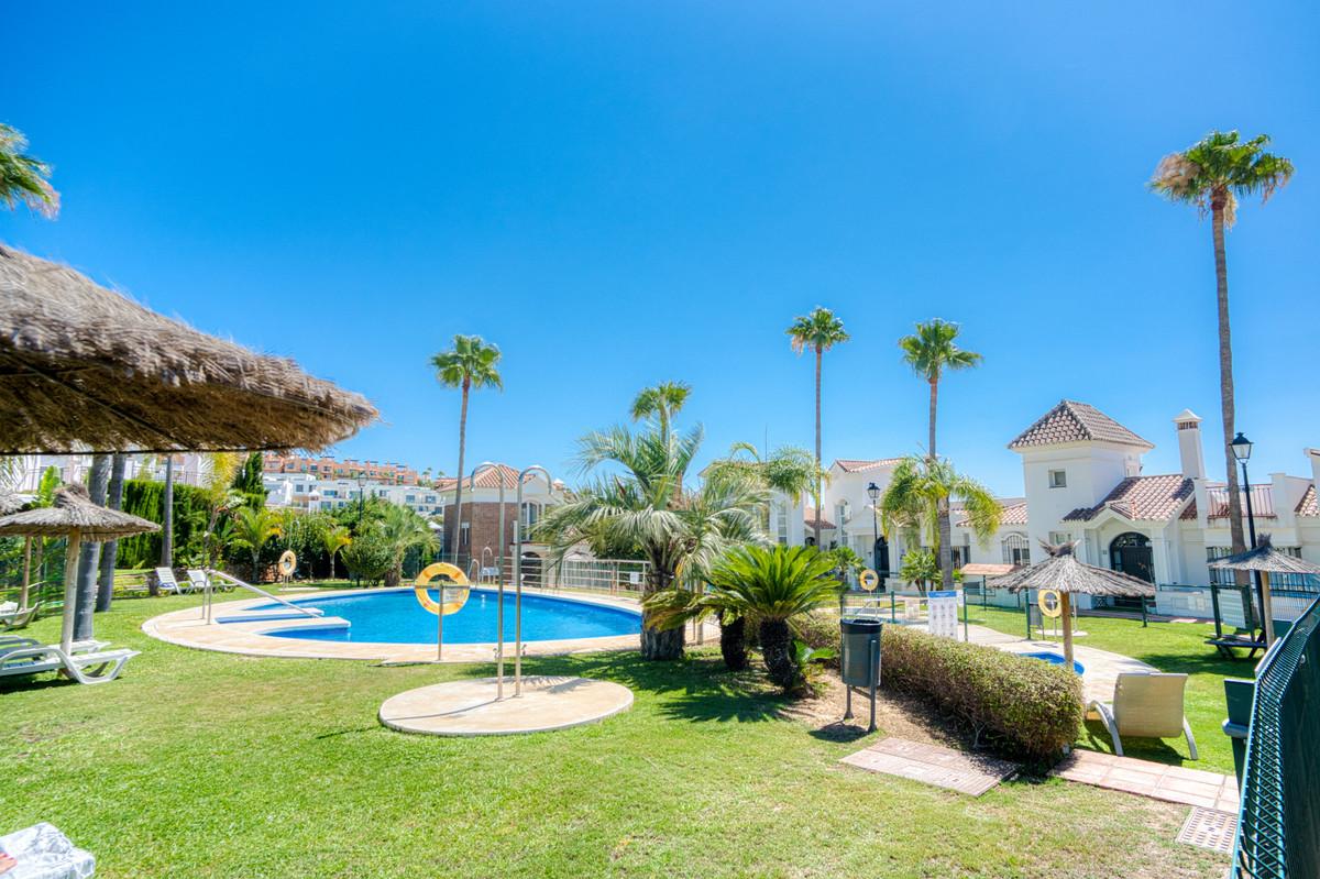 Townhouse Semi Detached in Riviera del Sol