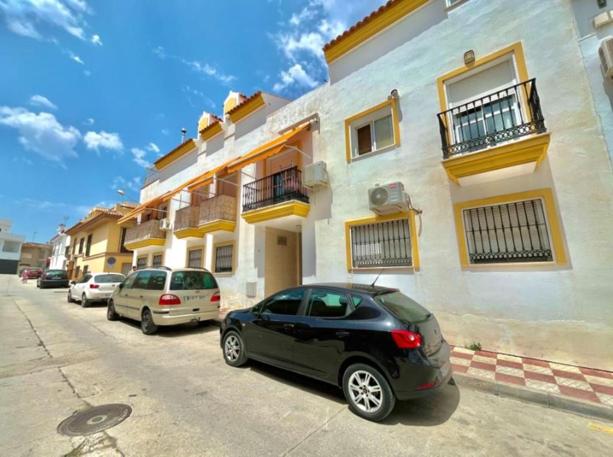 Apartment Middle Floor in Alhaurín el Grande