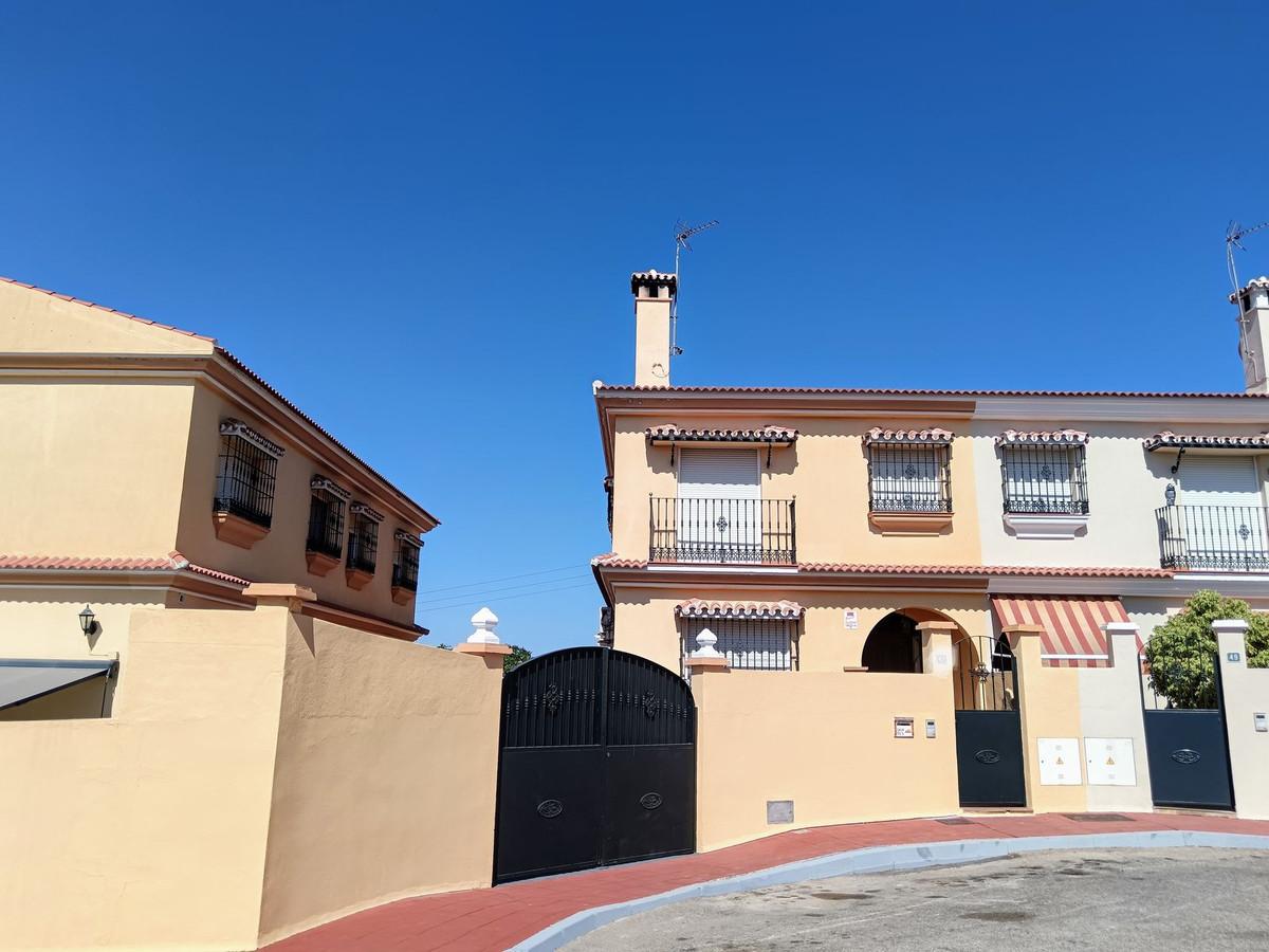 Townhouse Detached in Alhaurín de la Torre