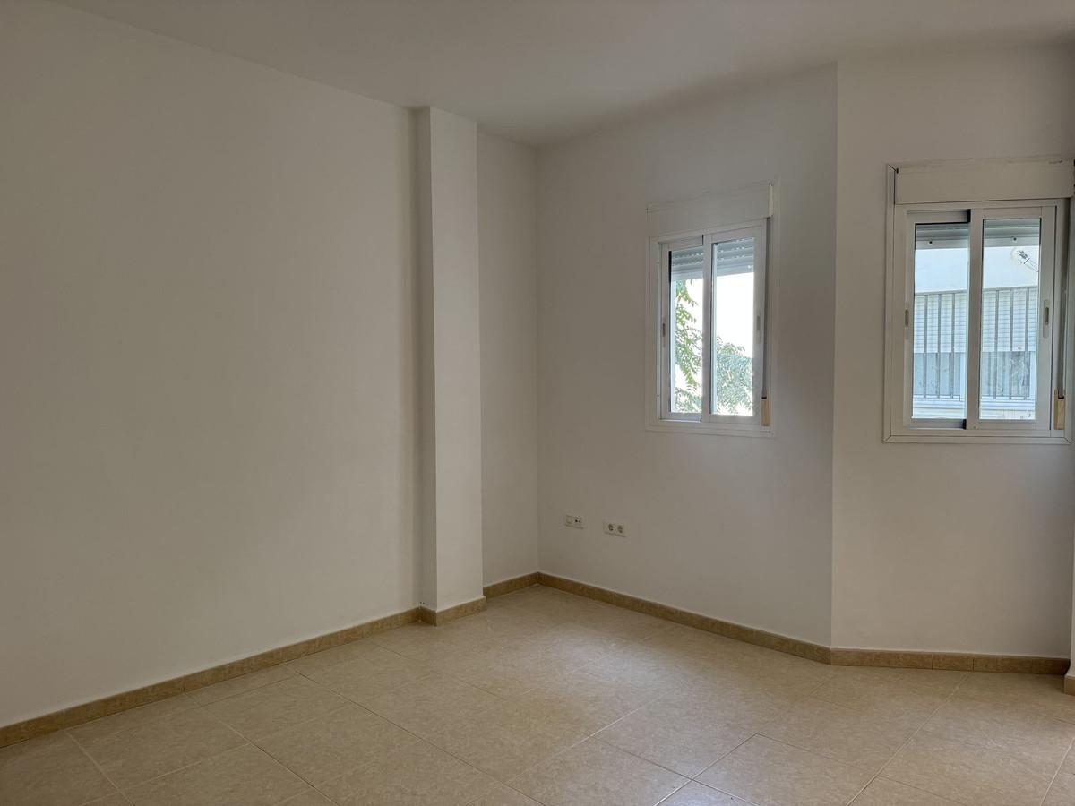 Apartment Middle Floor in La Trinidad