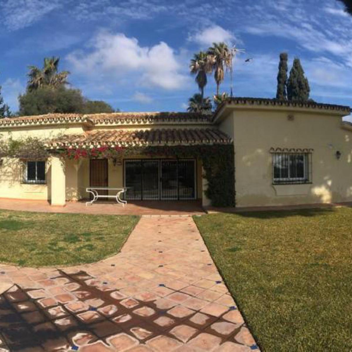 Villa Finca in Estepona