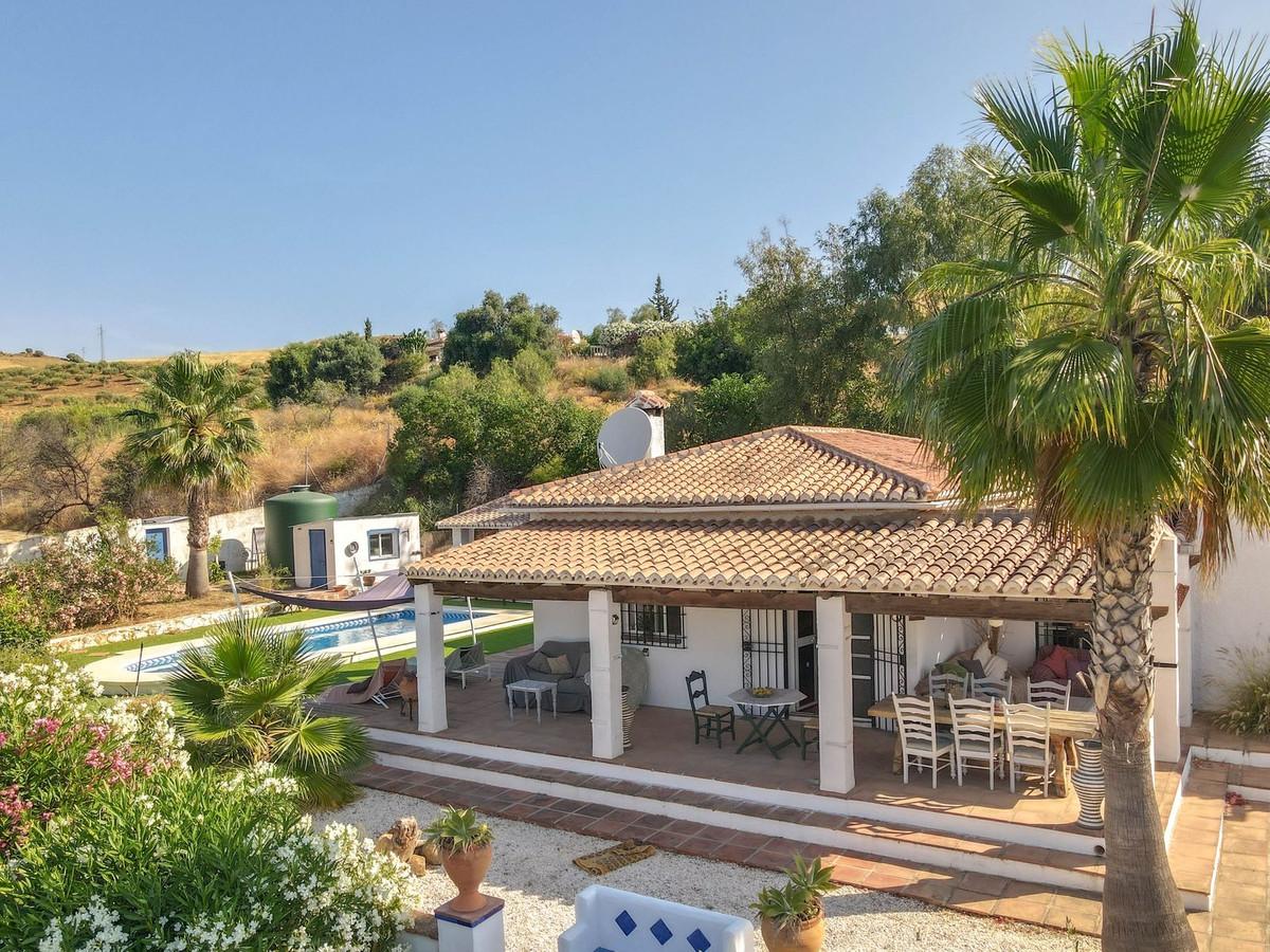 Villa Detached in Pizarra