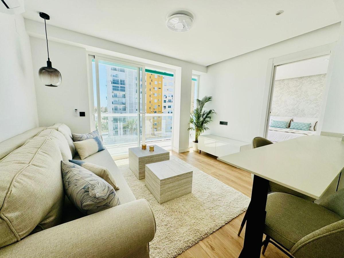 Apartment Middle Floor in Calahonda
