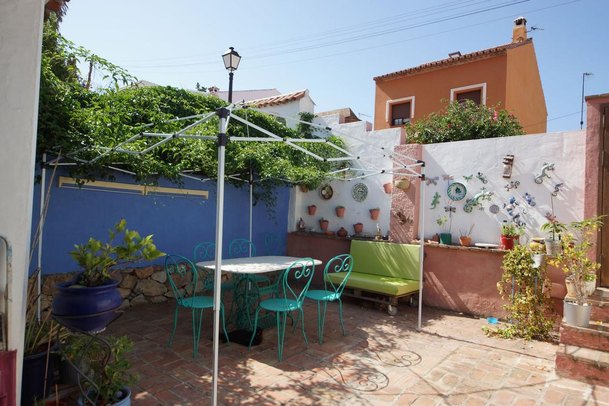 Townhouse Terraced in Nueva Andalucía