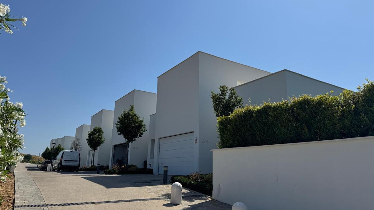 Townhouse Terraced in Sotogrande