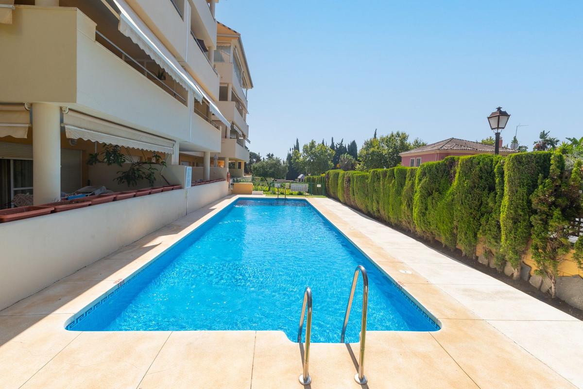 Apartment Middle Floor in Elviria