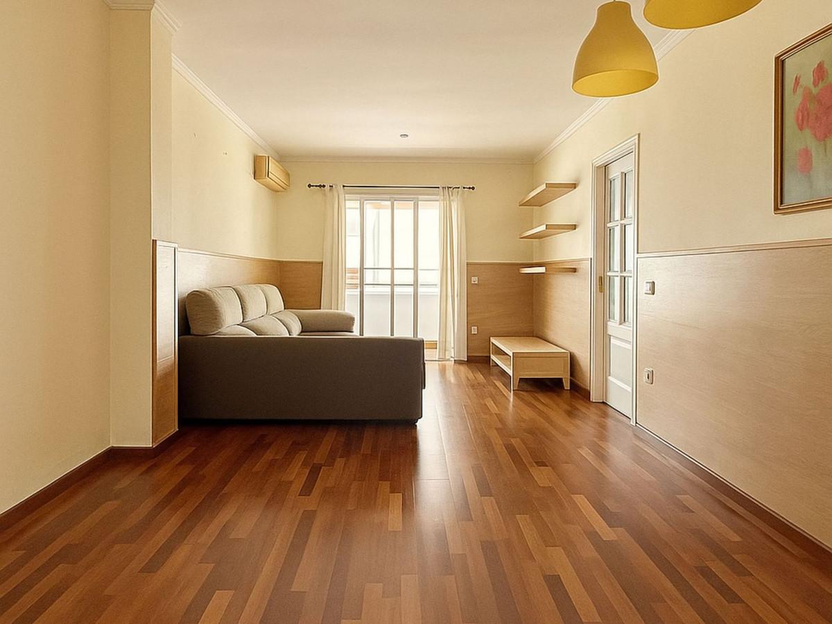 Apartment Middle Floor in Las Lagunas