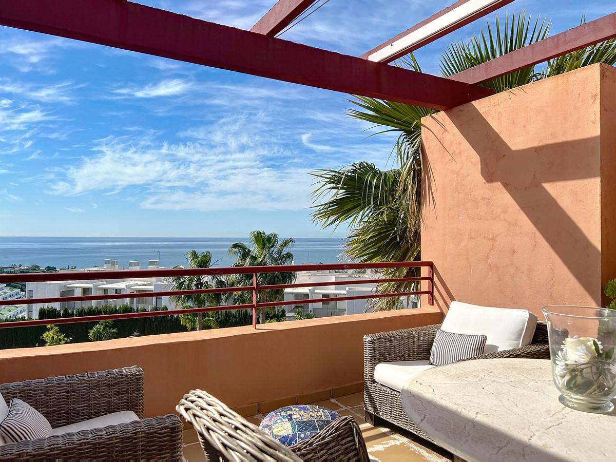 Apartment Penthouse in Punta Chullera