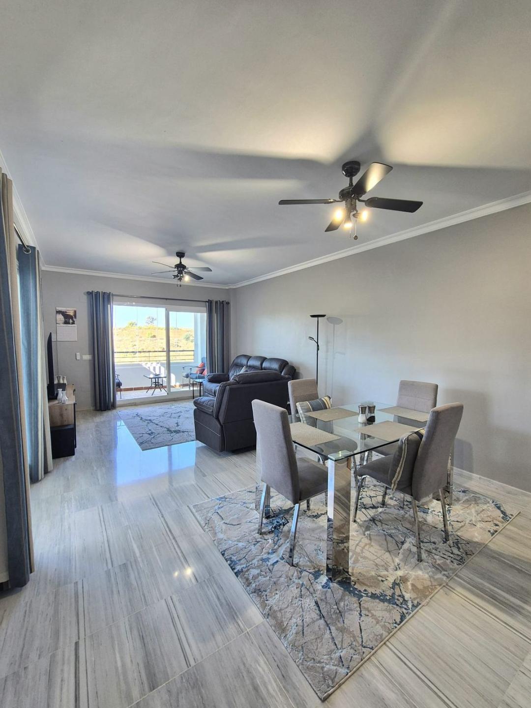 Apartment Penthouse in Alhaurin Golf