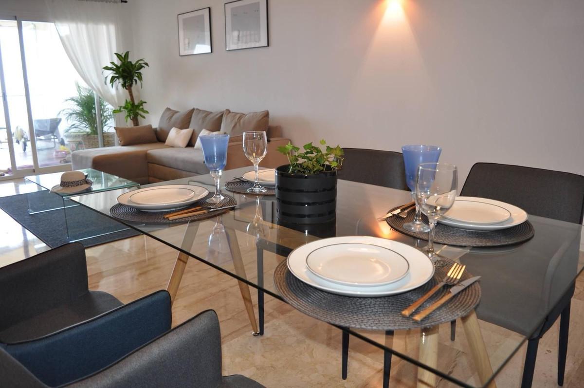 Apartment Middle Floor in Calahonda