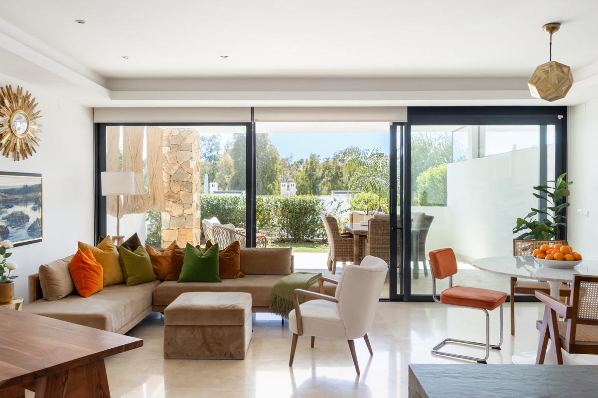 Townhouse Terraced in The Golden Mile