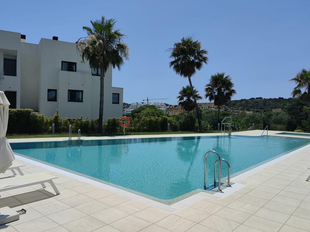 Apartment Middle Floor in Estepona