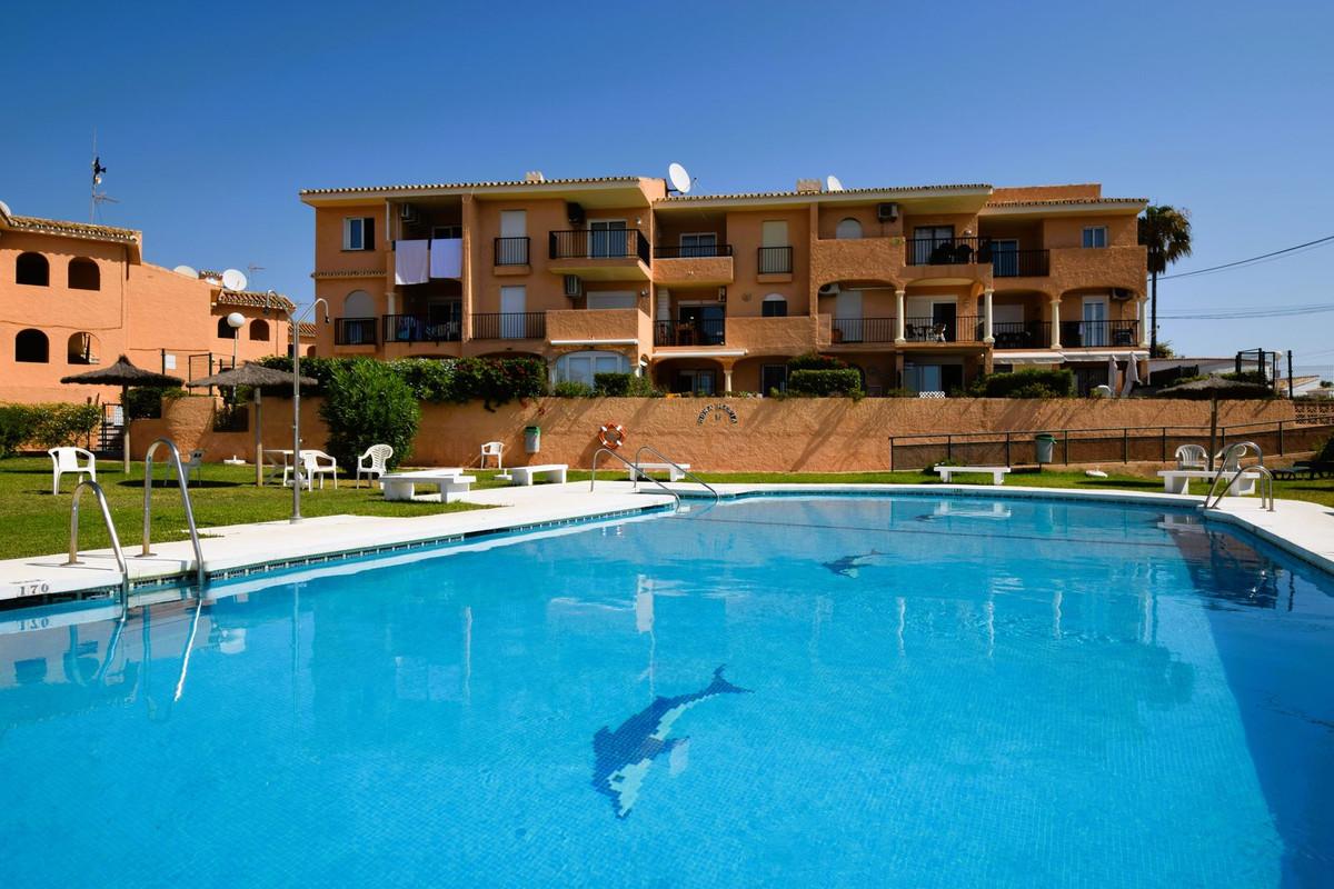 Apartment Middle Floor in Mijas Costa