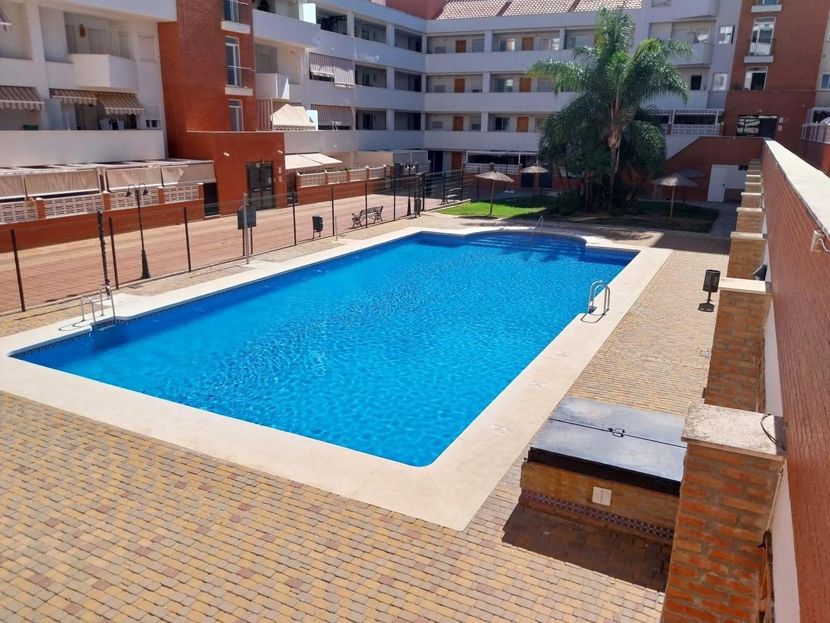 Apartment Middle Floor in Estepona