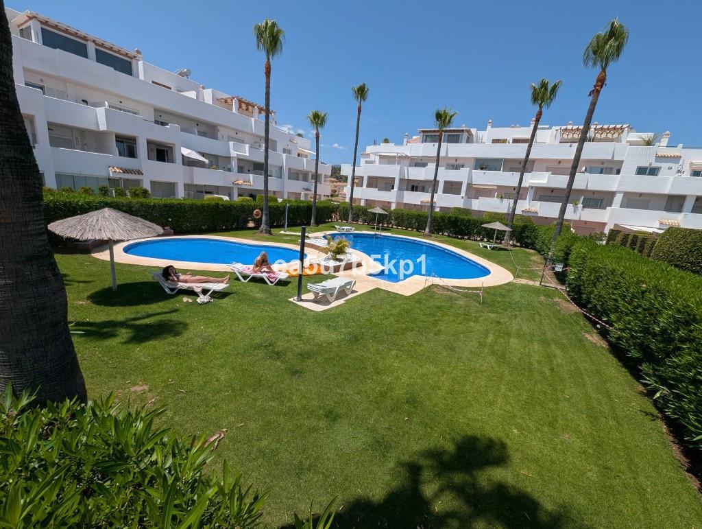 Apartment Middle Floor in Estepona
