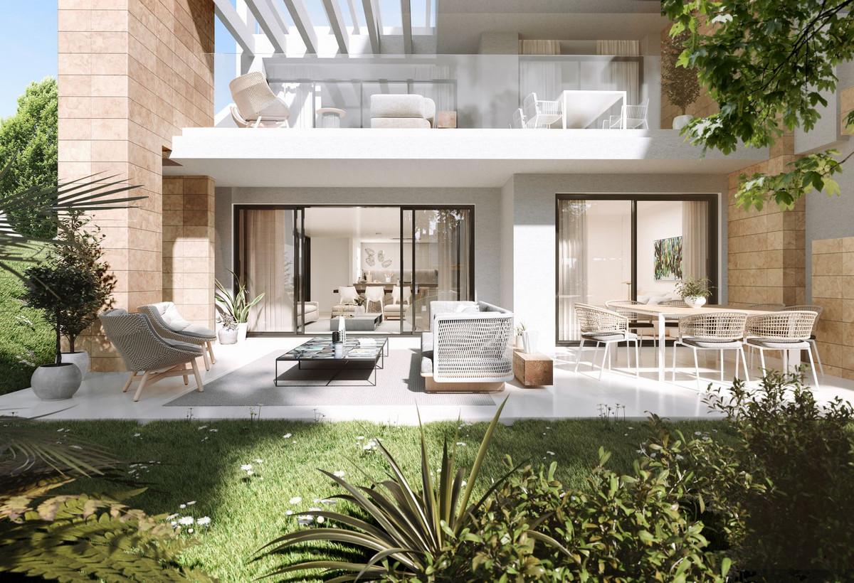 Apartment Middle Floor in Estepona