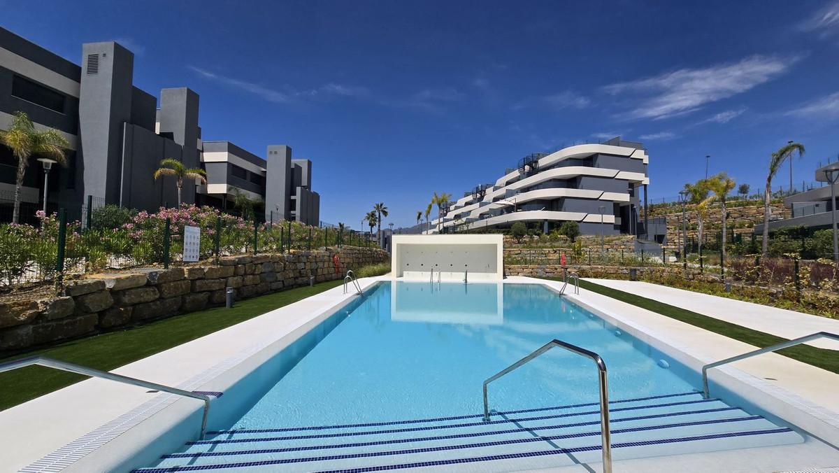 Apartment Ground Floor in New Golden Mile