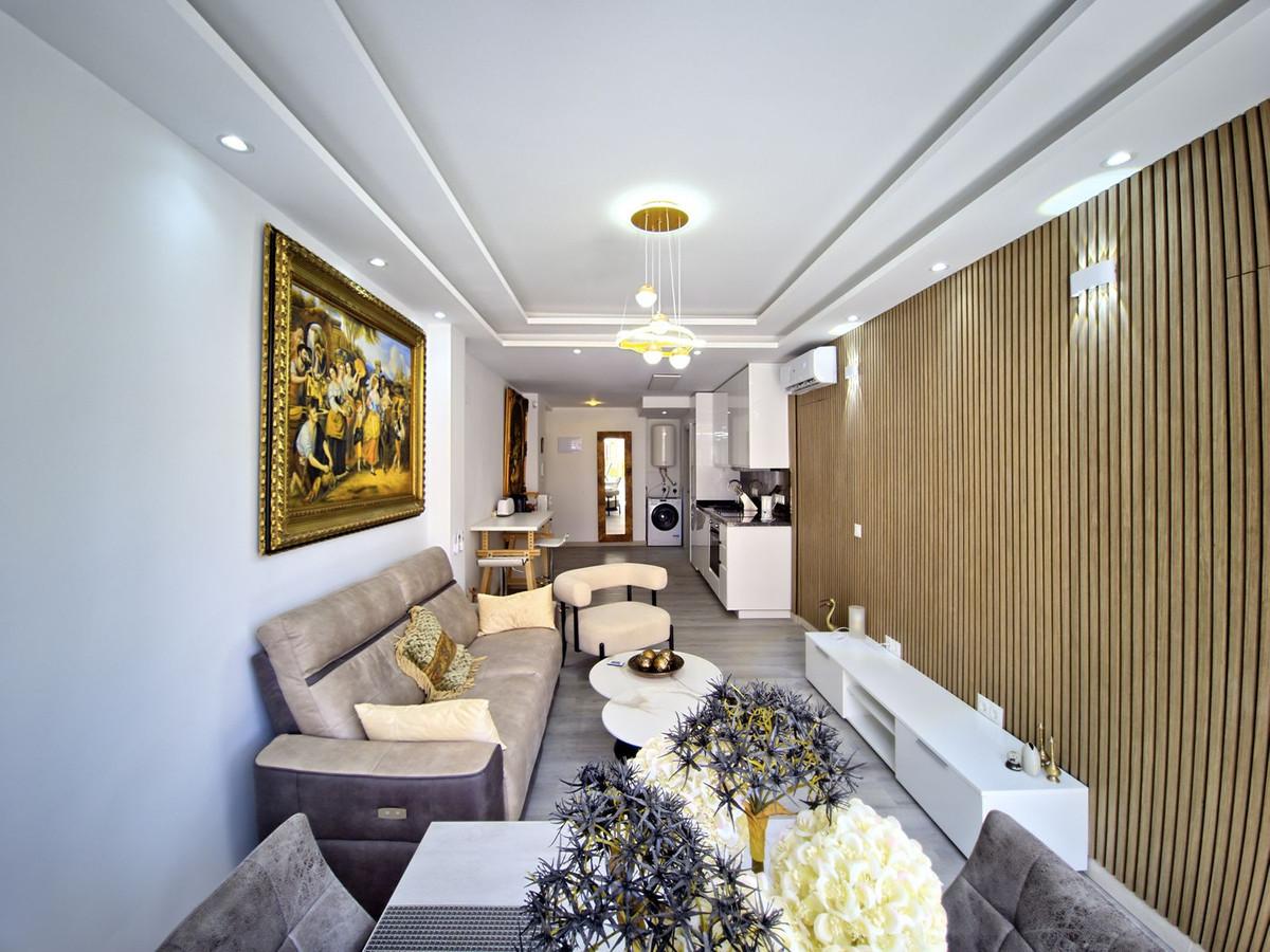 Apartment Middle Floor in Marbella