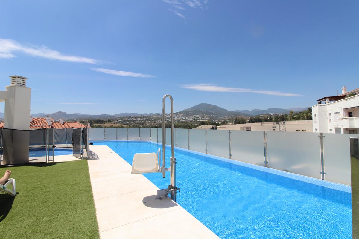 Apartment Middle Floor in Nueva Andalucía