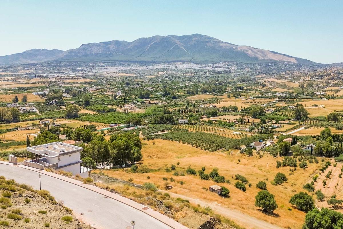 Plot Residential in Coín