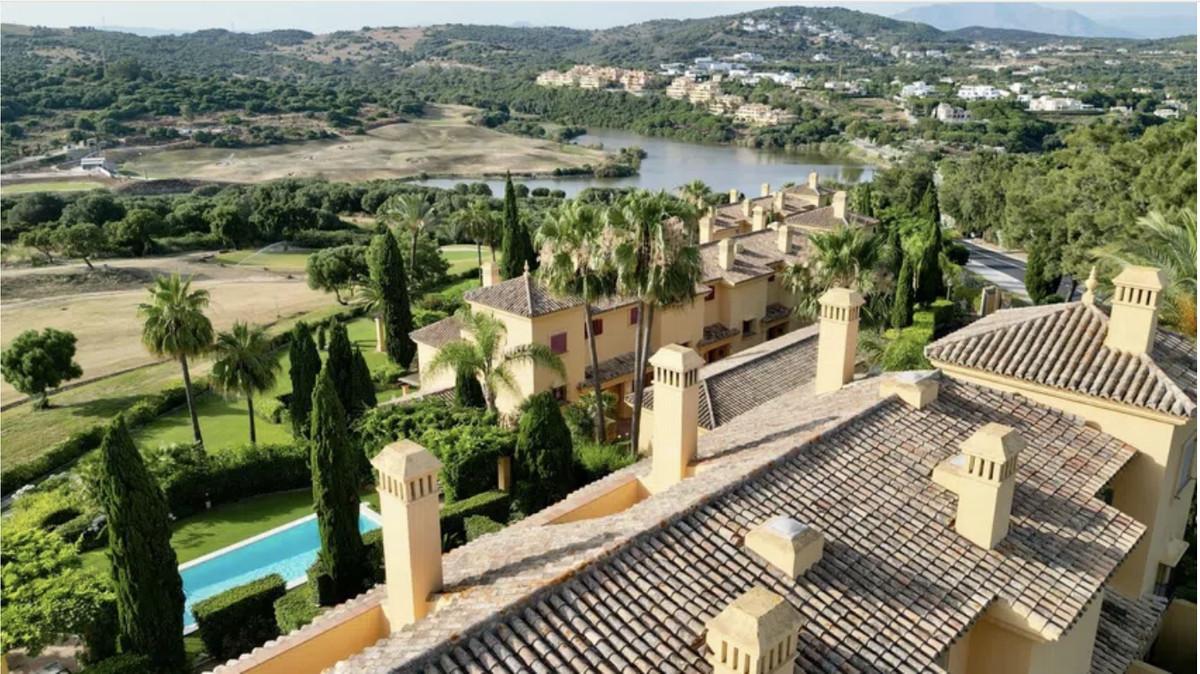 Townhouse Terraced in Sotogrande Alto