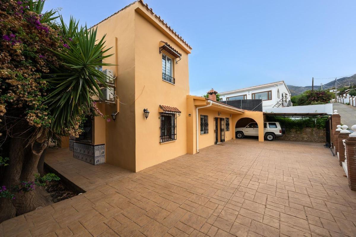 Villa Detached in Alhaur&iacute;n el Grande