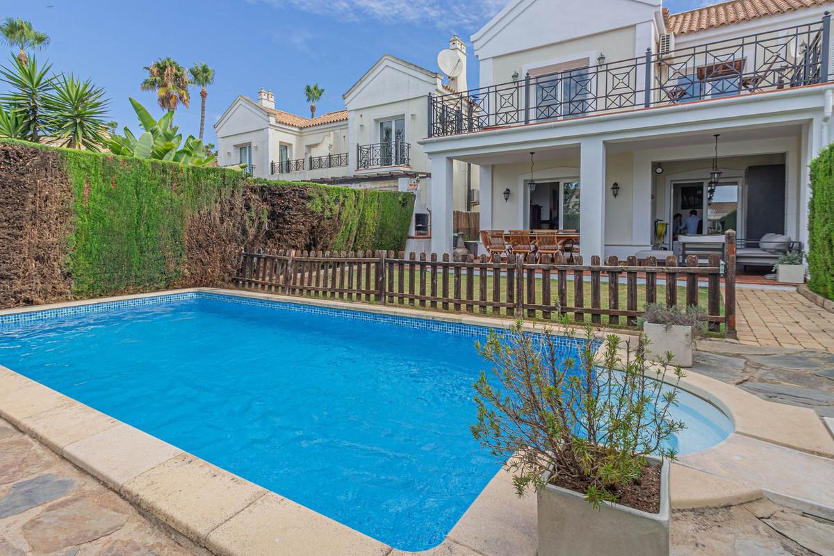 Villa Semi Detached in La Alcaidesa