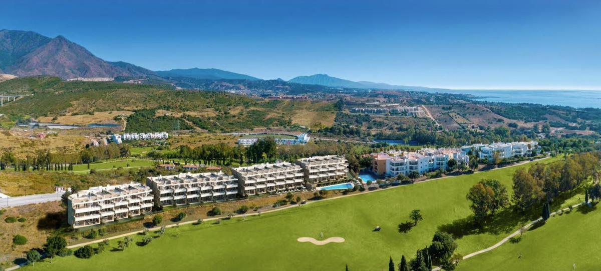 Apartment Penthouse in Estepona