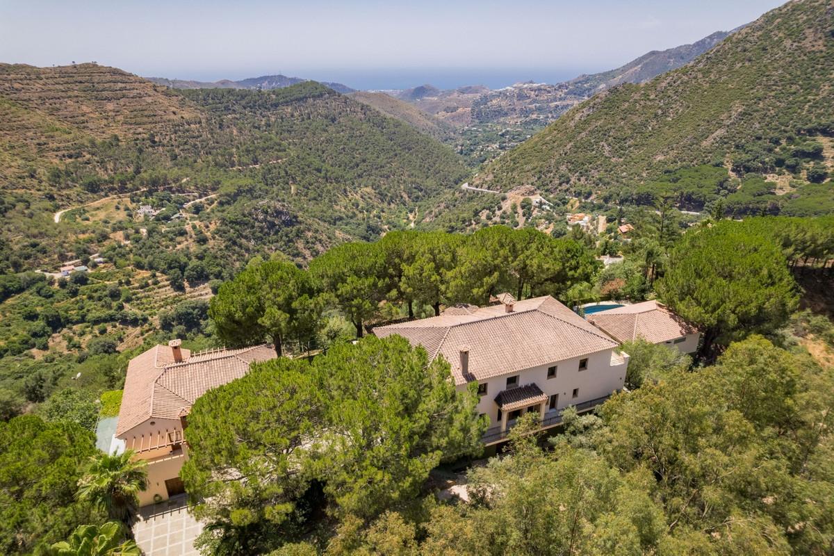 Villa Detached in Ojén
