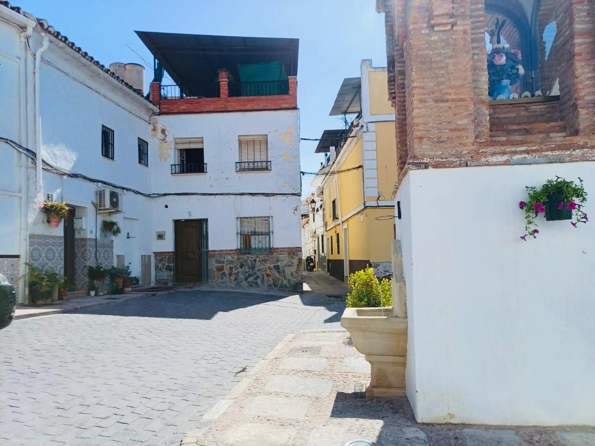 Townhouse Terraced in Coín