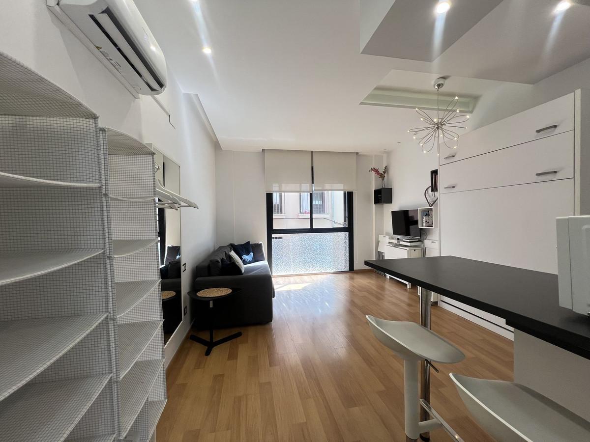Studio Middle Floor in Málaga Centro
