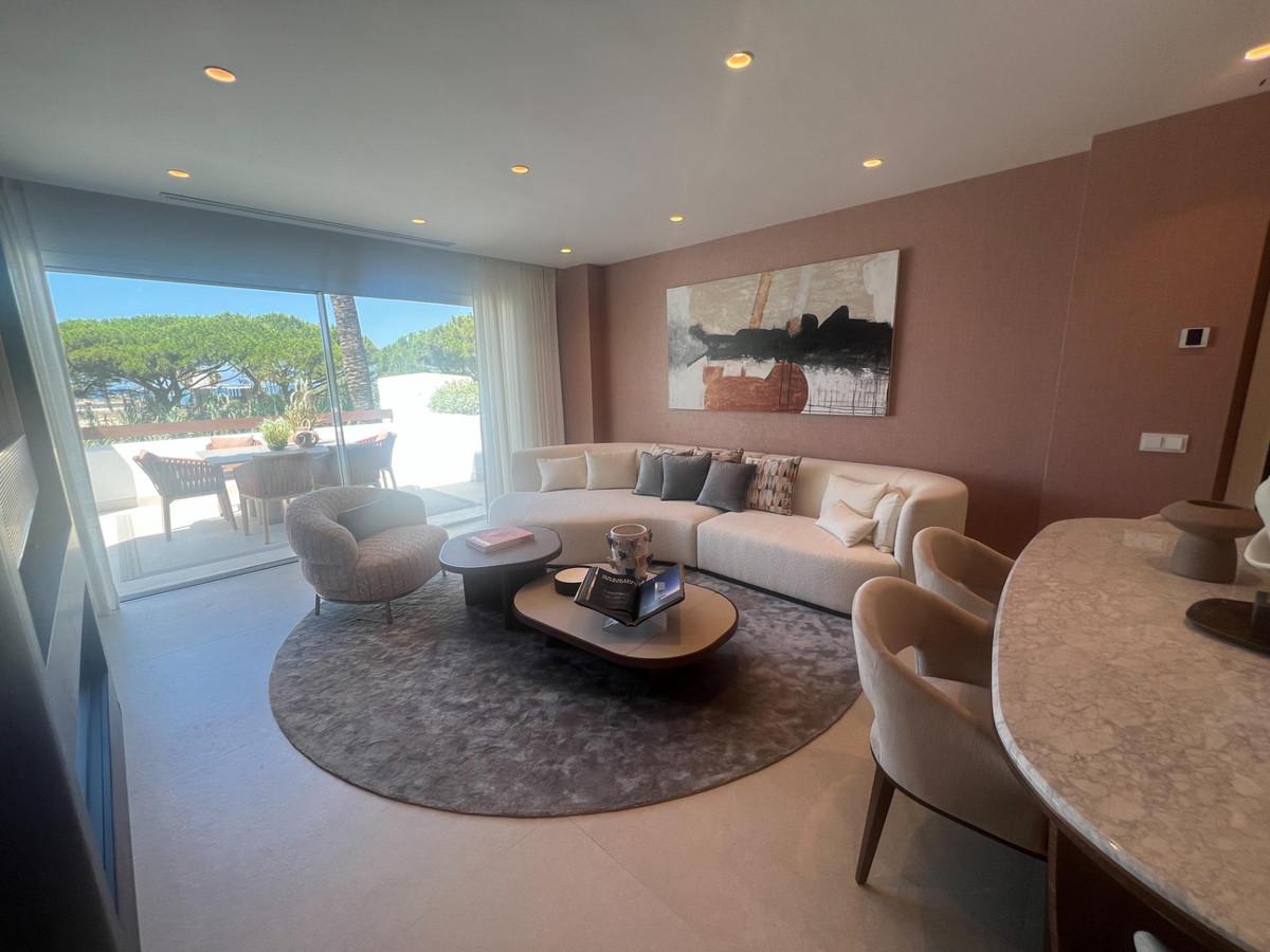 Apartment Ground Floor in Bahía de Marbella