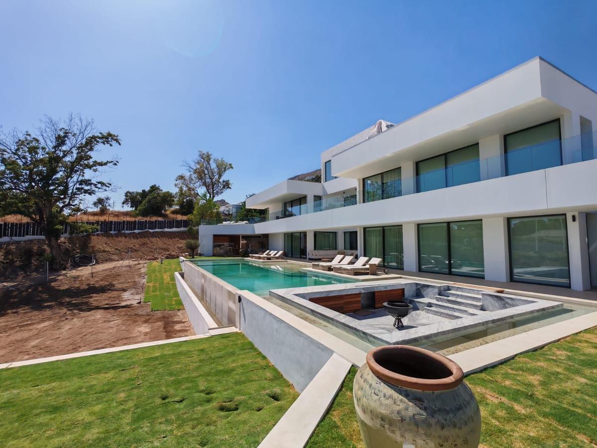 Villa Detached in Benalmadena