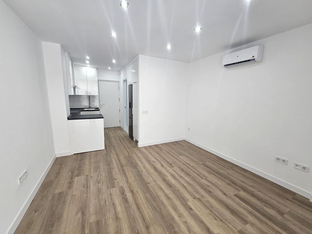 Studio Middle Floor in Benalmadena Costa