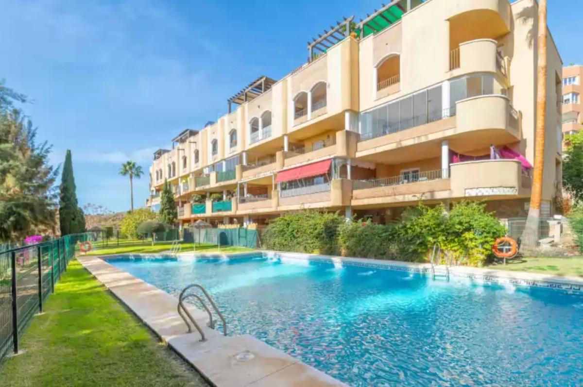 Apartment Middle Floor in Riviera del Sol