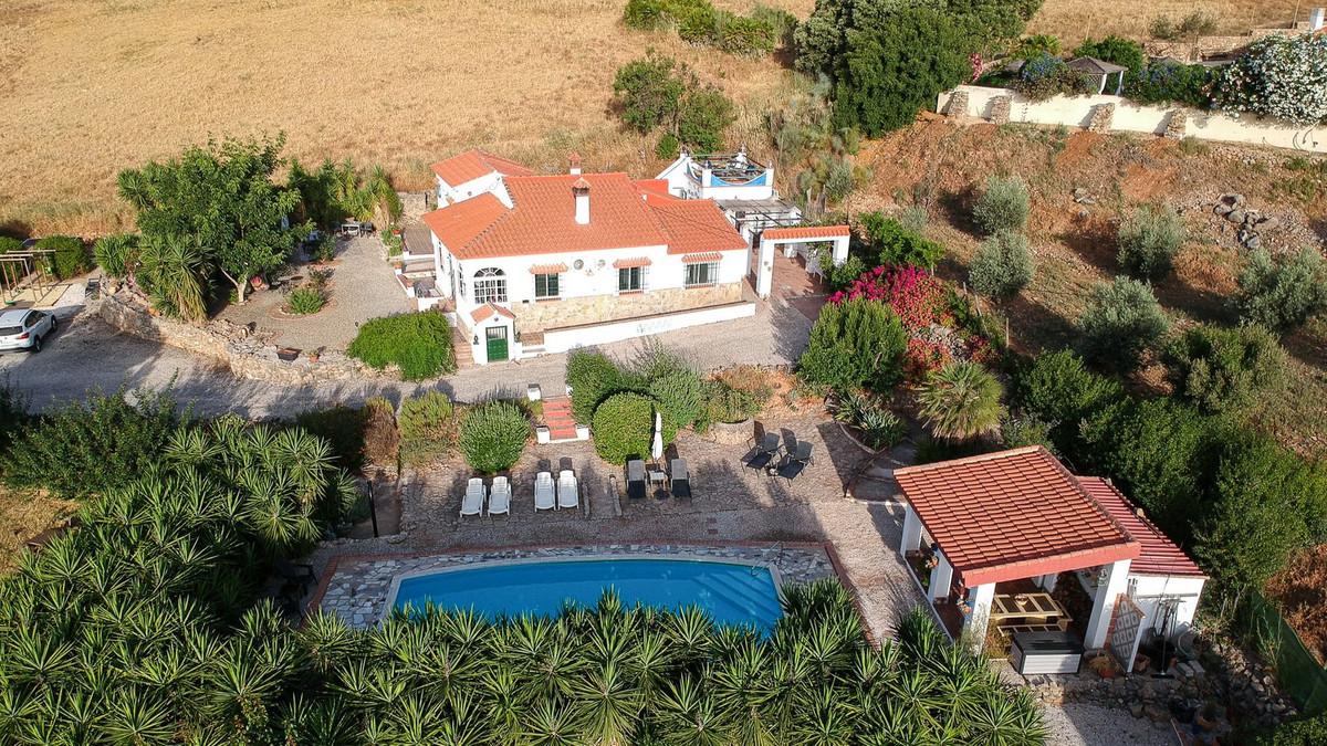 Villa Finca in Villanueva De La Concepcion