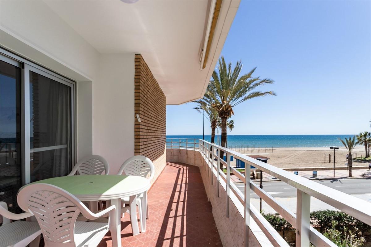 Apartment Ground Floor in Los Boliches
