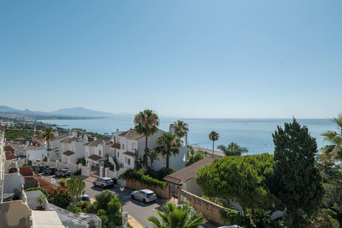 Townhouse Terraced in Casares
