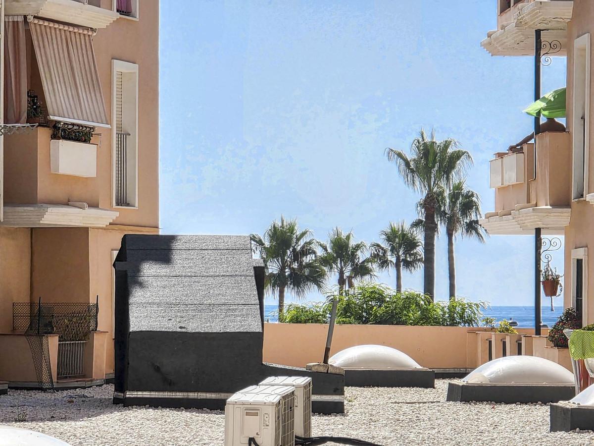 Apartment Middle Floor in San Luis de Sabinillas