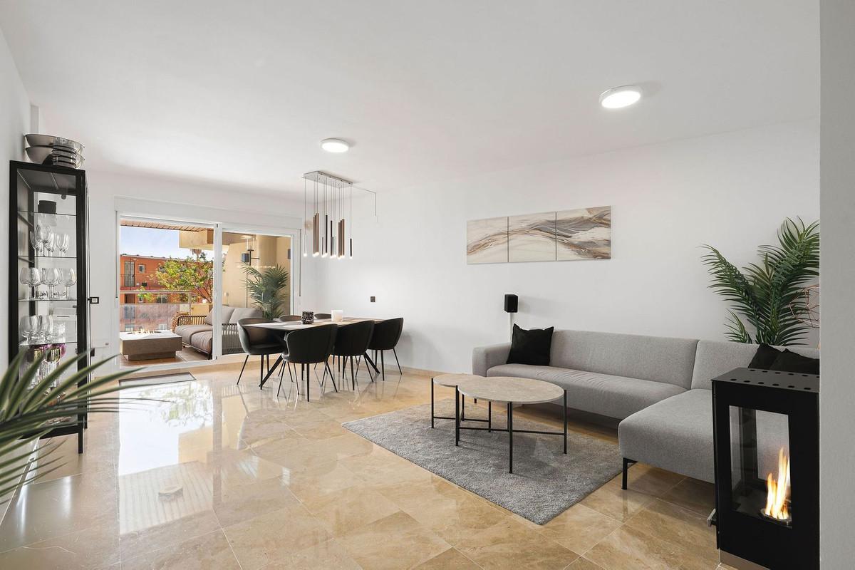 Apartment Middle Floor in Torreblanca