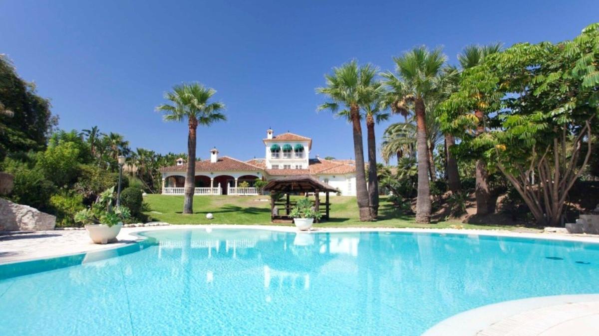 Villa Detached in Cerros del Aguila