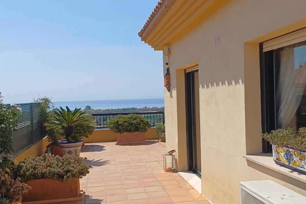 Apartment Penthouse in San Pedro de Alcántara