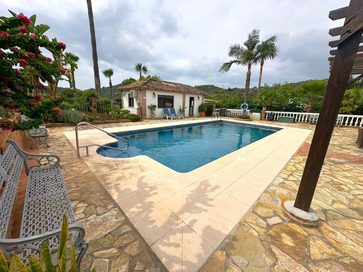 Villa Finca in Estepona