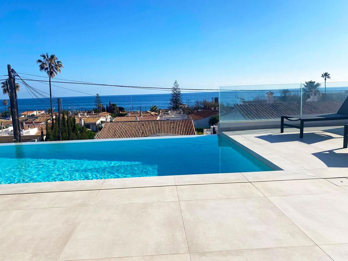 Villa Detached in El Chaparral