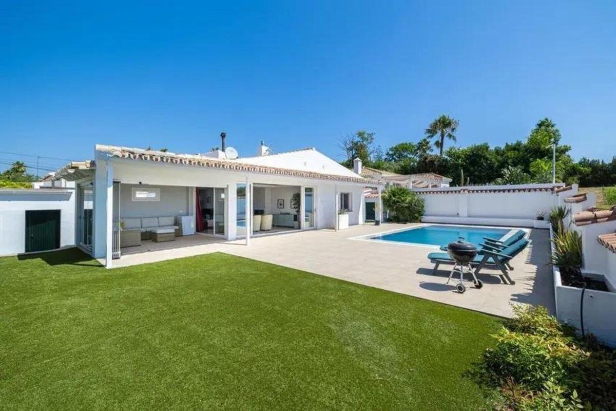 Villa Detached in San Pedro de Alcántara