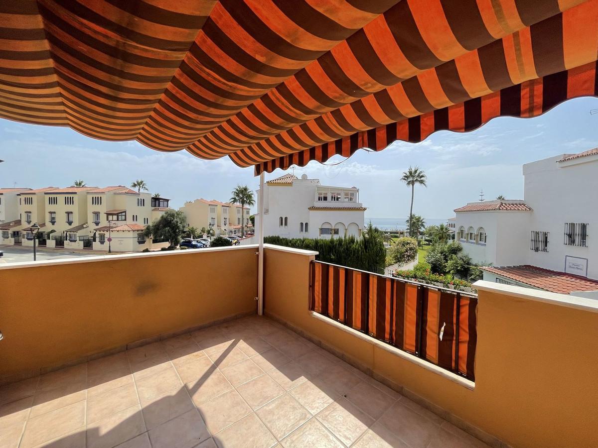 Apartment Middle Floor in Casares Playa