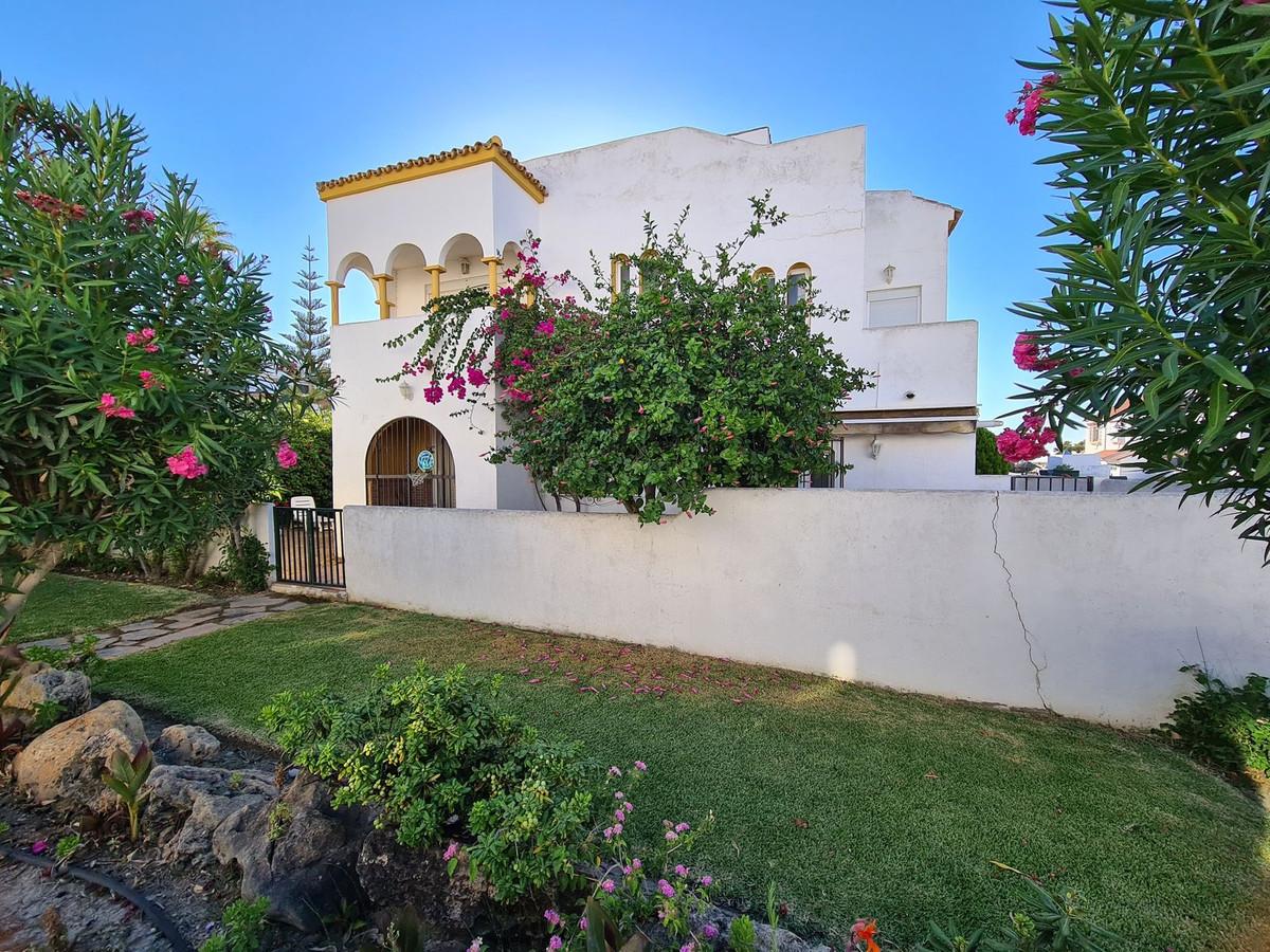Villa Semi Detached in Casares Playa