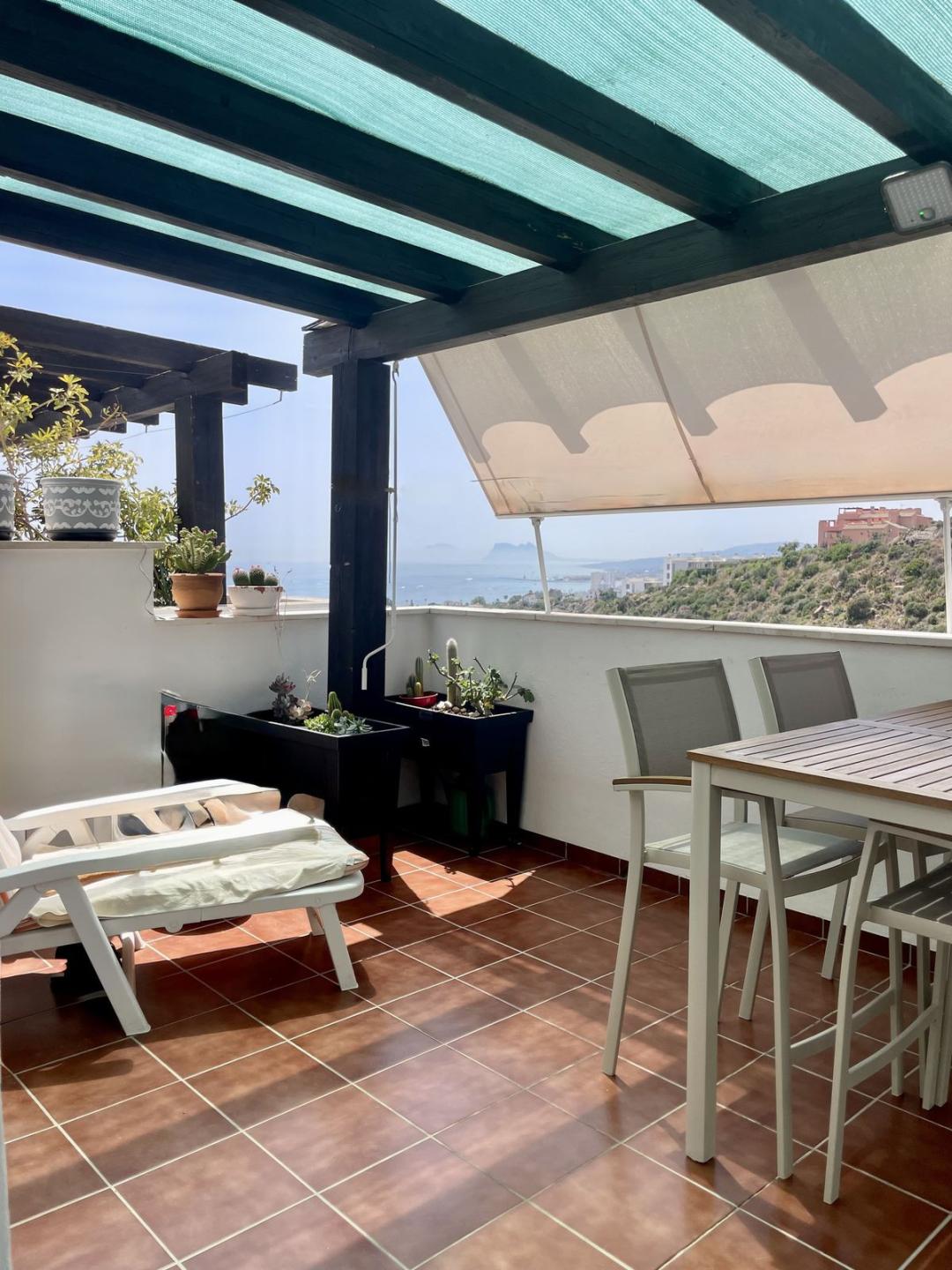 Apartment Penthouse in Manilva