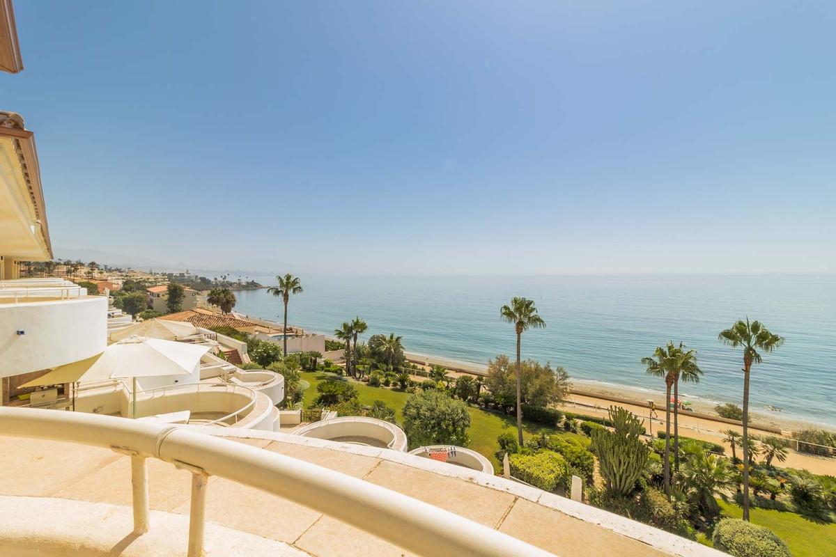 Apartment Penthouse Duplex in Estepona