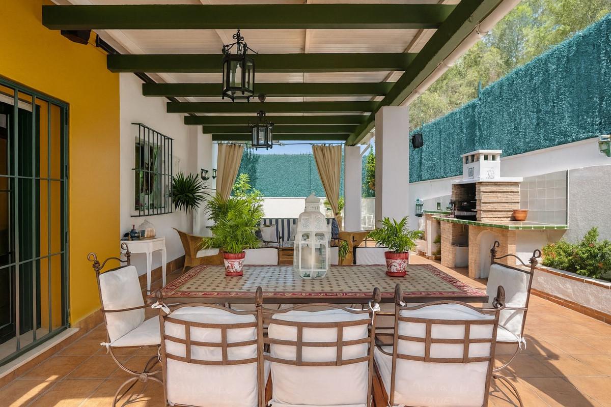 Apartment Ground Floor in New Golden Mile